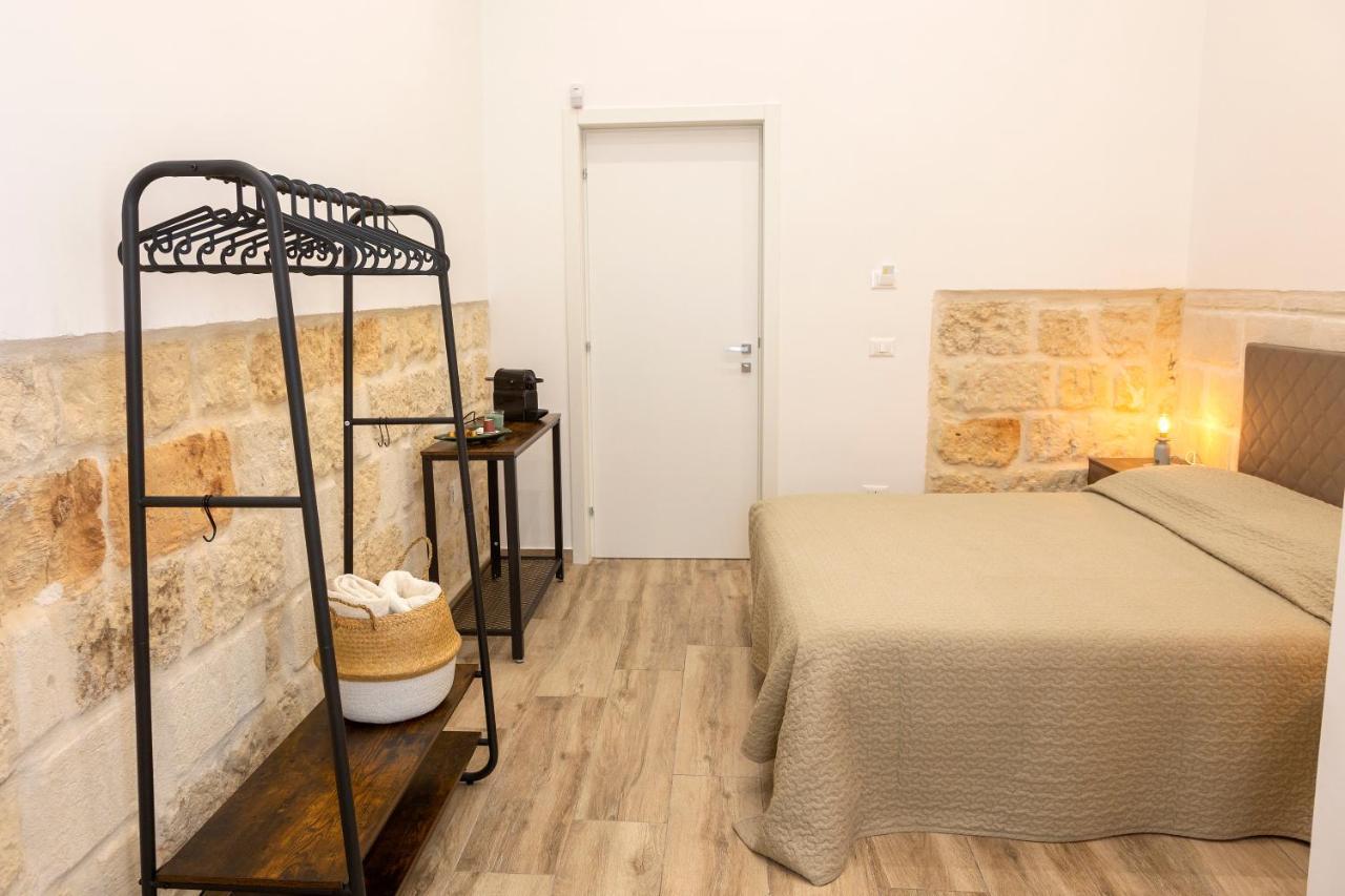 Apulian House Hotel Brindisi Buitenkant foto