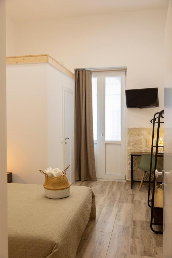 Apulian House Hotel Brindisi Buitenkant foto