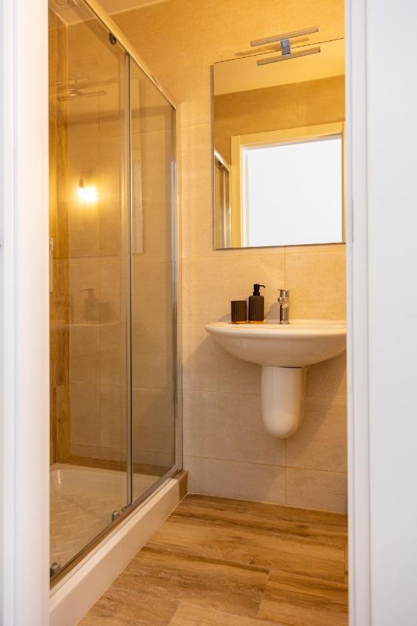 Apulian House Hotel Brindisi Buitenkant foto