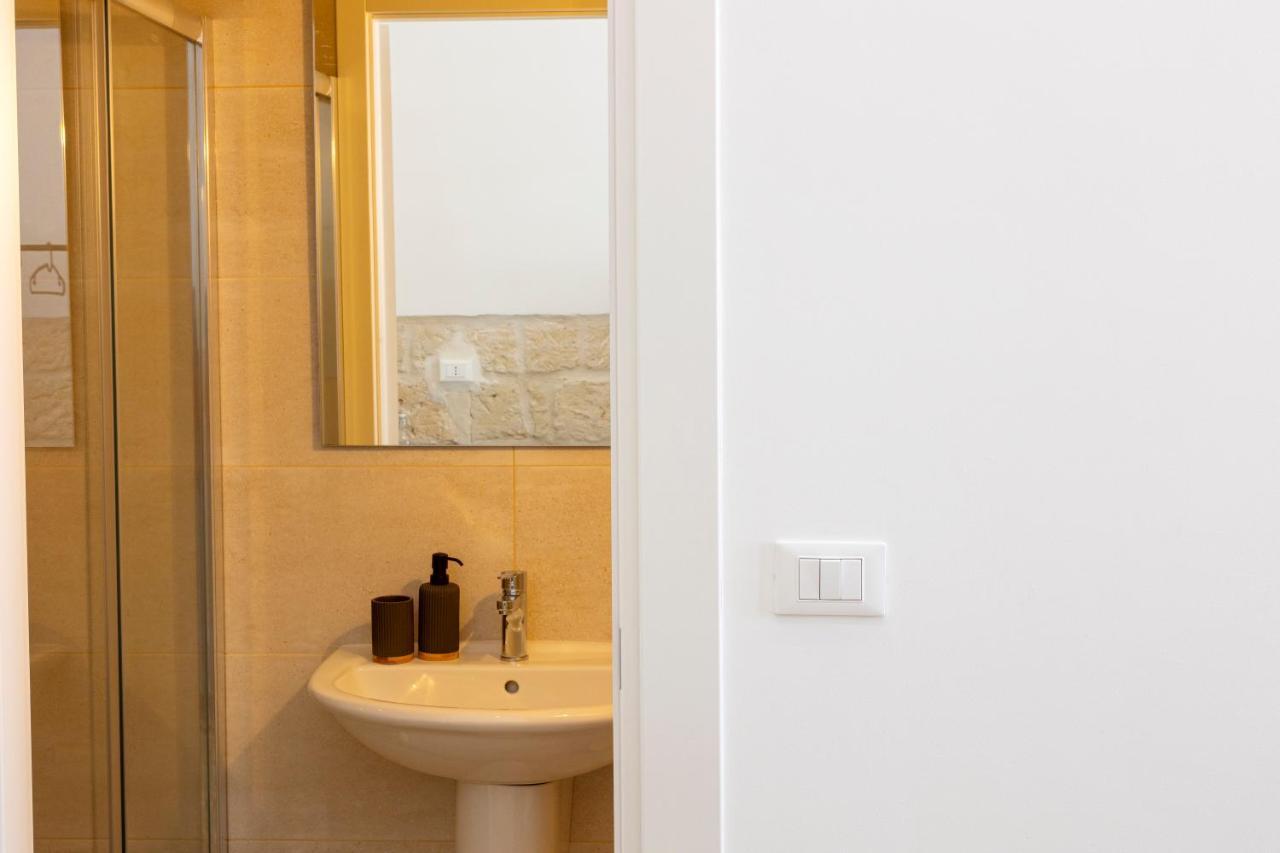 Apulian House Hotel Brindisi Buitenkant foto